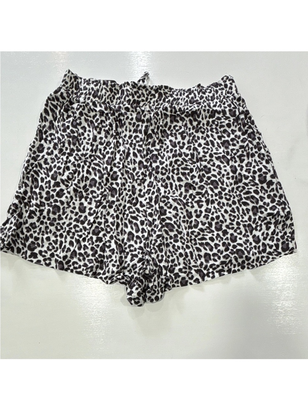 High-Waist Leopard Print Women's Shorts - Black & White